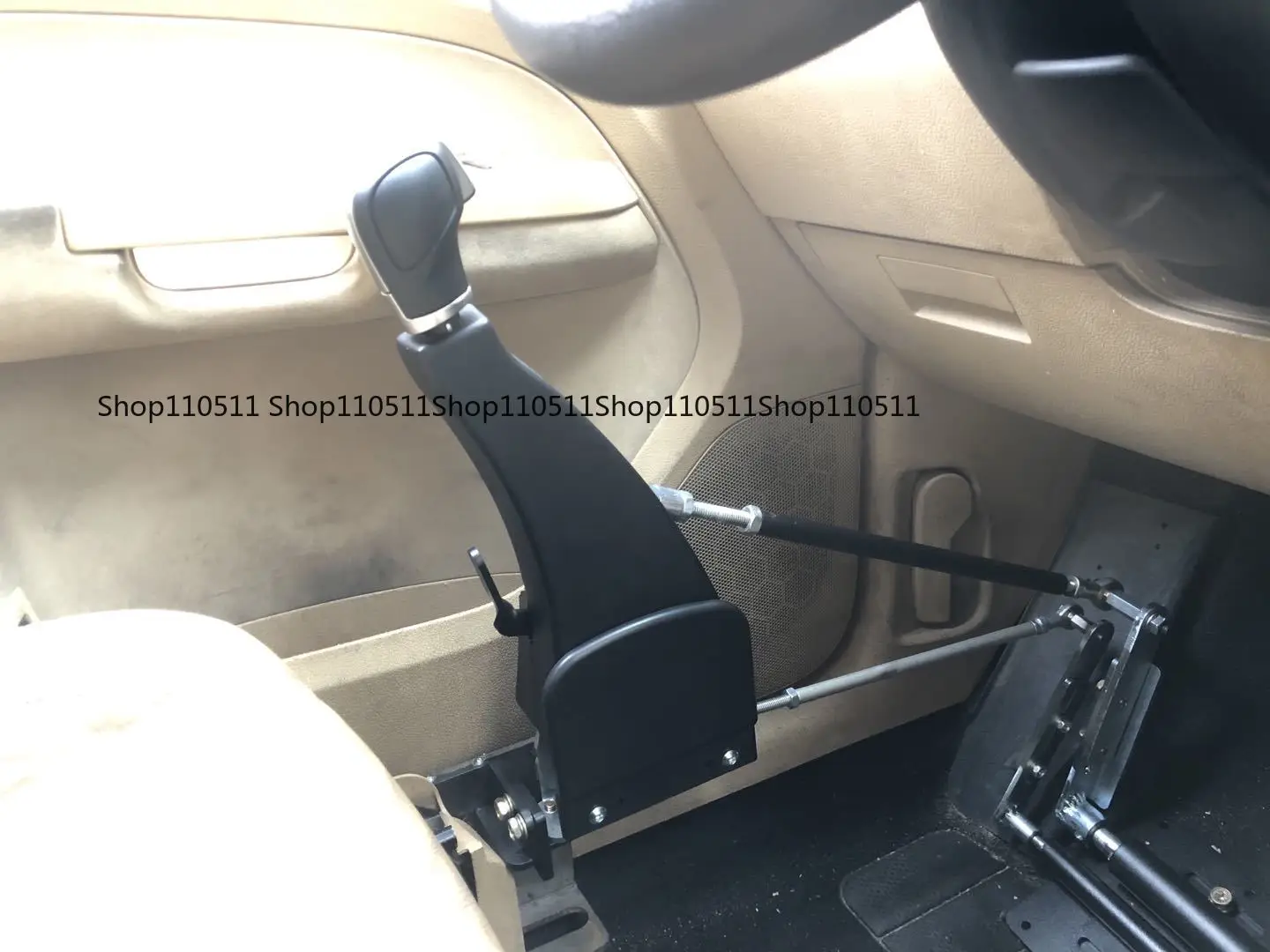 Right-hand drive portable car hand control kit to help drive the car brake and throttle control in hand control