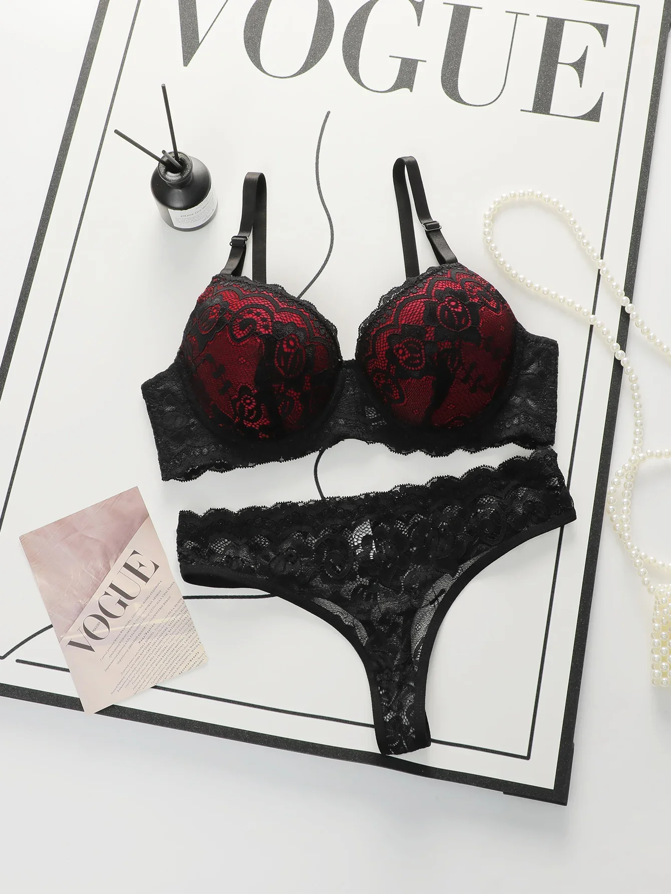 

The Best-selling Sexy Gathering Style Lace Flower Adjustable Shoulder Strap Two-piece Set For Women's Underwear A3129