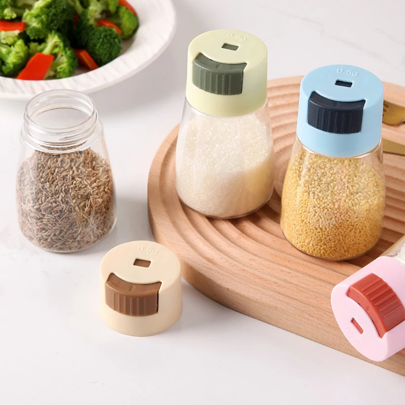 0.5g Metering Salt Shaker Push Type Salt Dispenser Salt Tank Sugar Bottle Spice Pepper Salt Shaker SpiceJar Can Seasoning Bottle