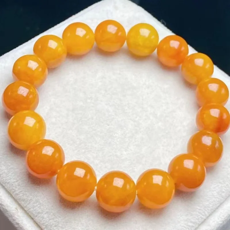 Jade -like Yellow Jadeite, Ice Is Moist, round and Full Bead Diameter: 11mm