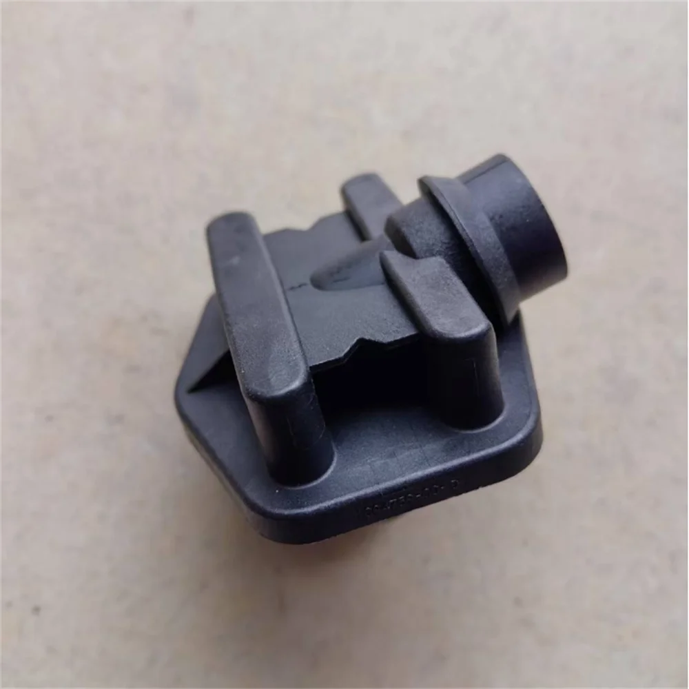 For Tesla Model 3/Y cooling water pipe hexagonal joint 1094759-00-D 109475900D