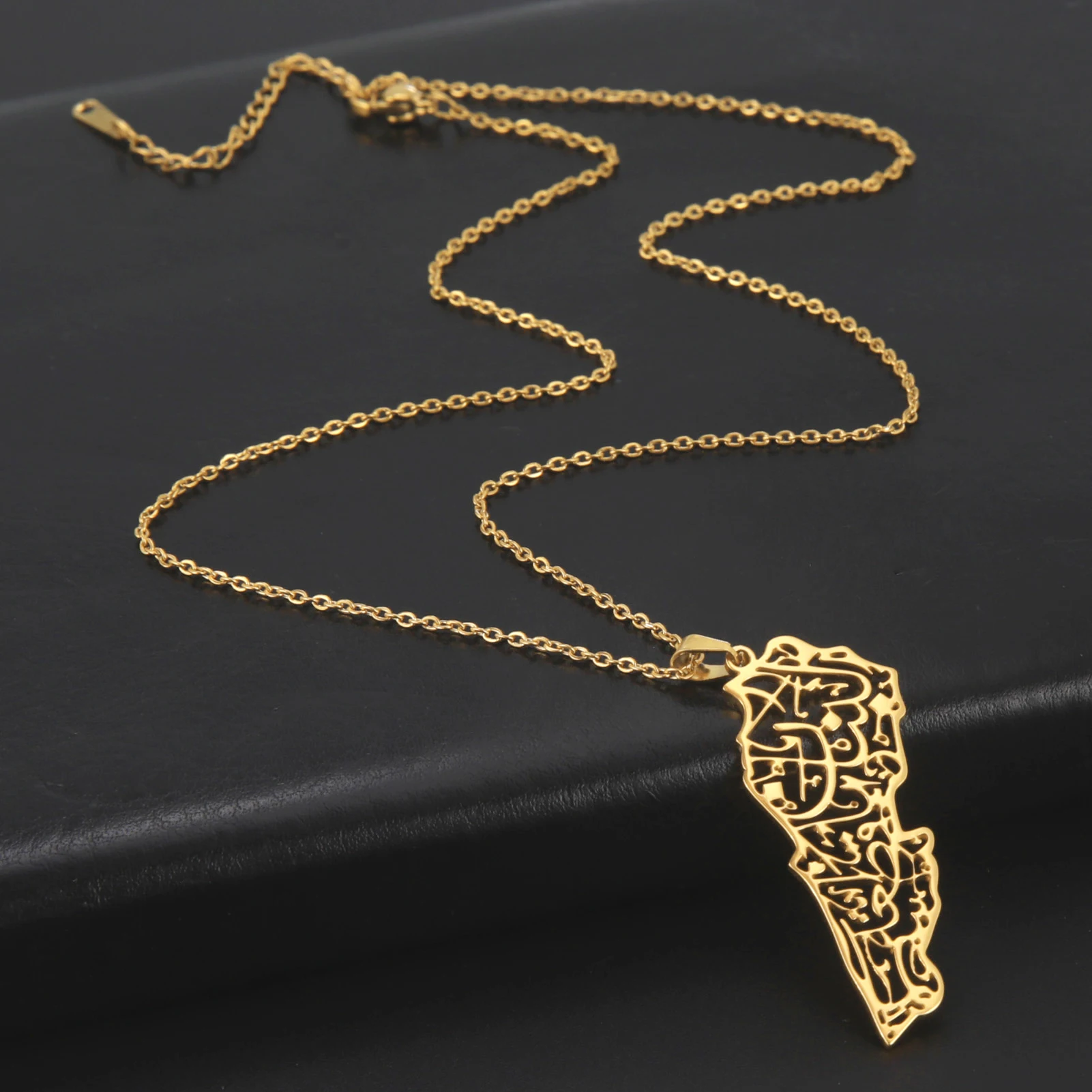 Collier pendentif carte du Liban couleur or 2026, bijou de géographie islamique en acier inoxydable pour femmes et hommes