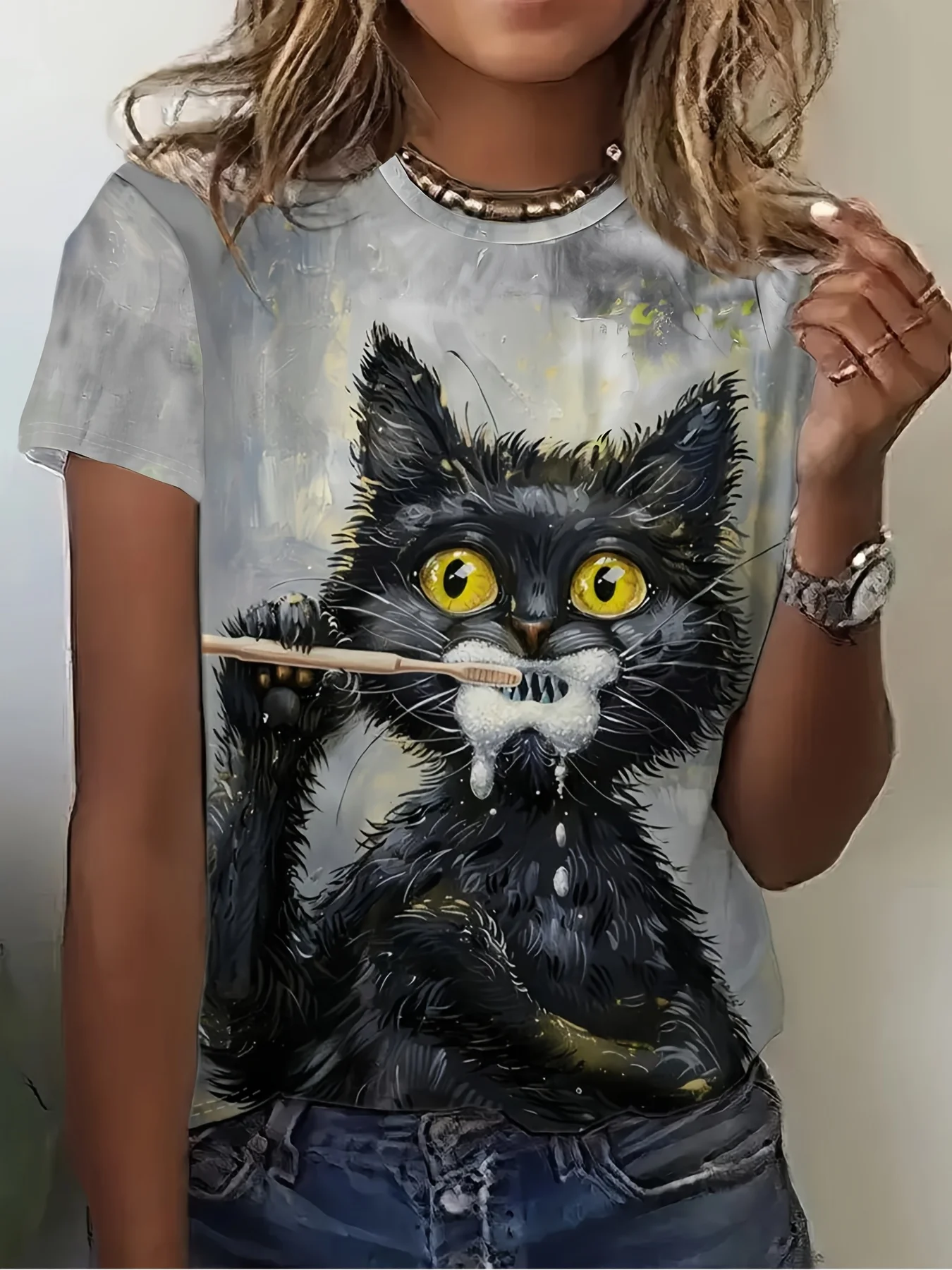 Women T‑Shirt Funny Black Cat Brushing Teeth Animal Print Fashion Crew Neck Short Sleeve Street Daily Casual Top Women's Clothes