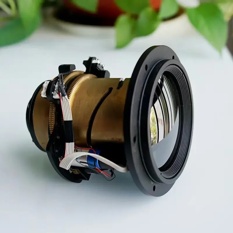 25-75mm  LWIR Continues Zoom Thermal Lens Infrared Lens