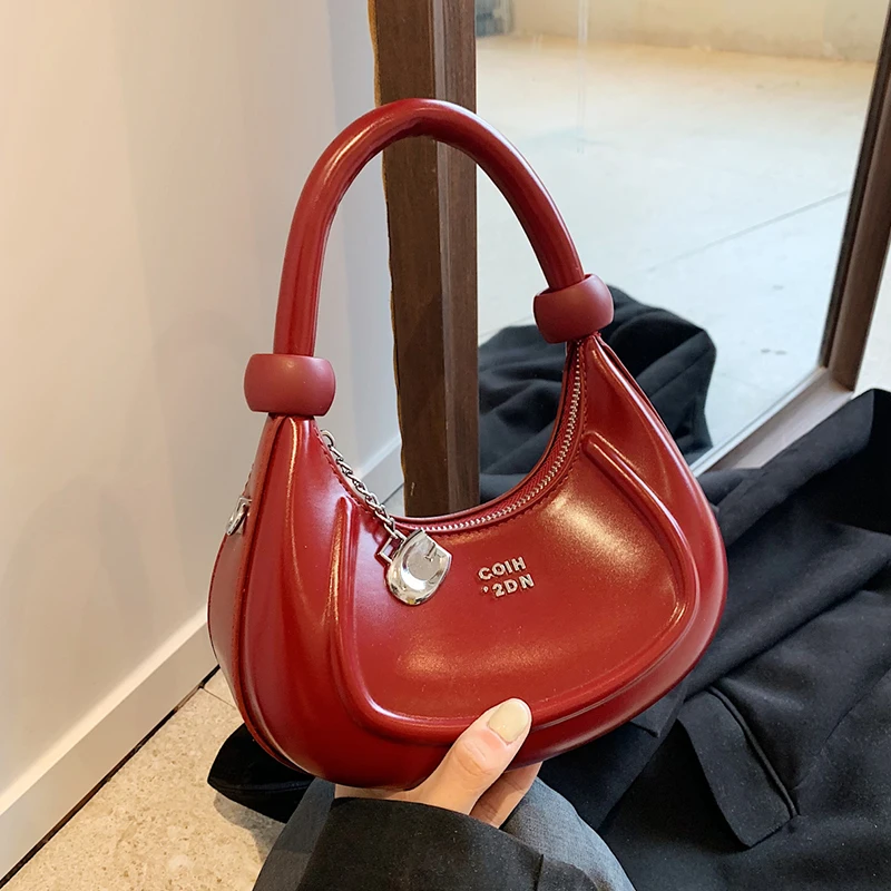 

Trend Hobo Bag Luxury Design 2026 New Vintage Leather Handbag Red Clutch Purse Small Shoulder Bag Woman Chain Crossbody Bags