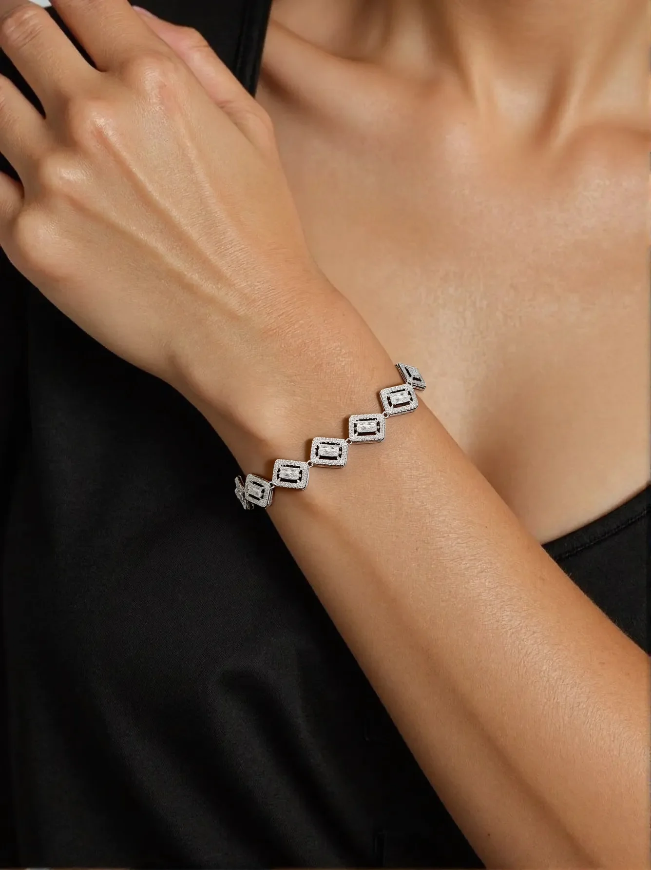 HIBRIDE Delicate Square Bracelet Cubic Zirconia Women's Jewellery Set Summer Dress Party Prom Hundred Engagement Gift B58