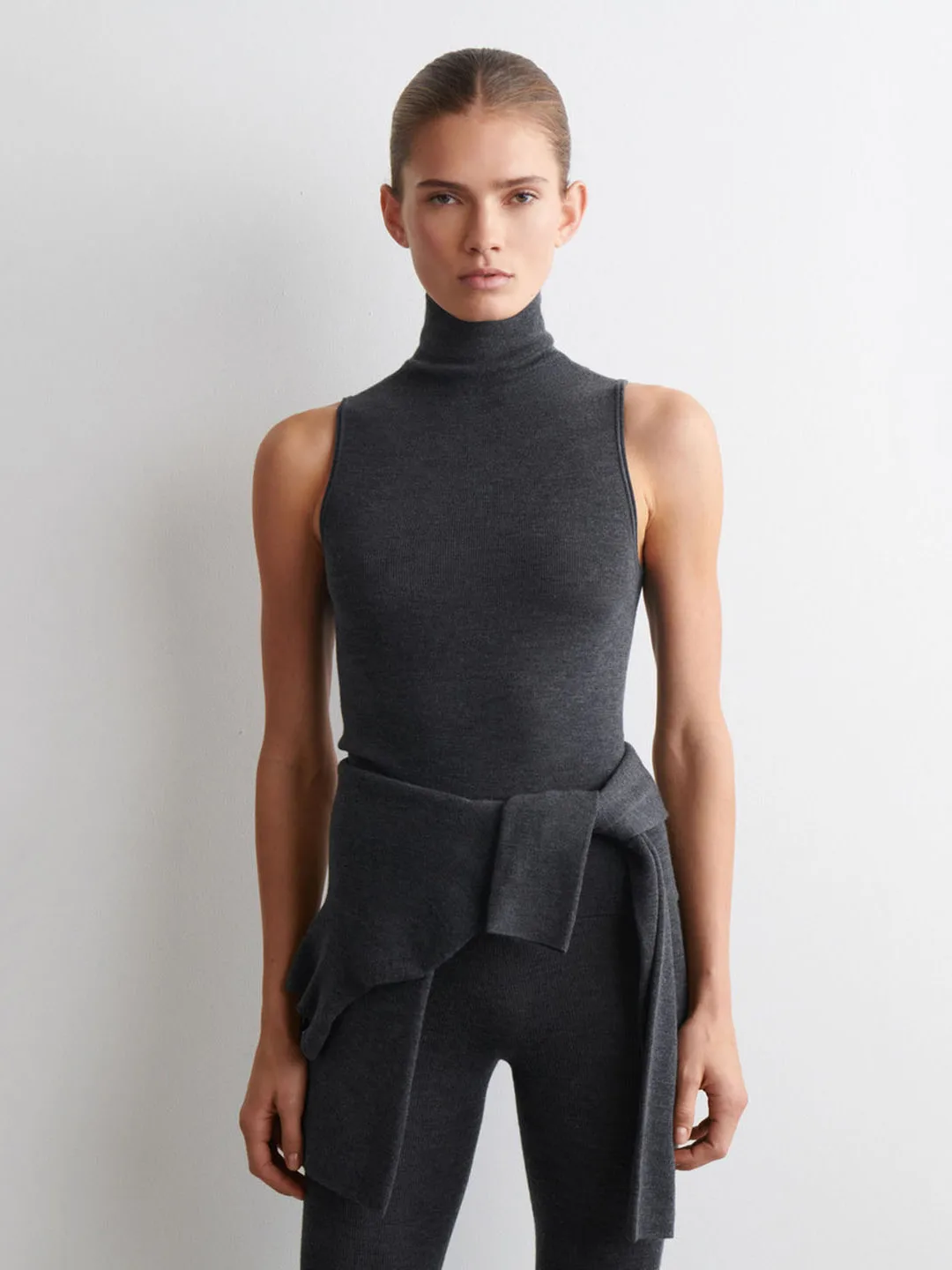 

Slim Fit High Collar Woolen Vest Simple Sle Svel Base irt Spring New Arrival Women's Knitted Top Deep ay