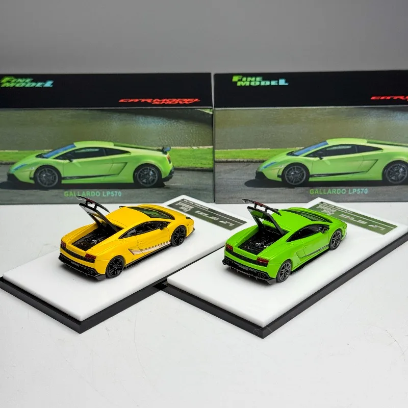 In stock 1:64 LP570-4 Foshan Zhan alloy miniature replica car model, boy toy gift, room collection statue