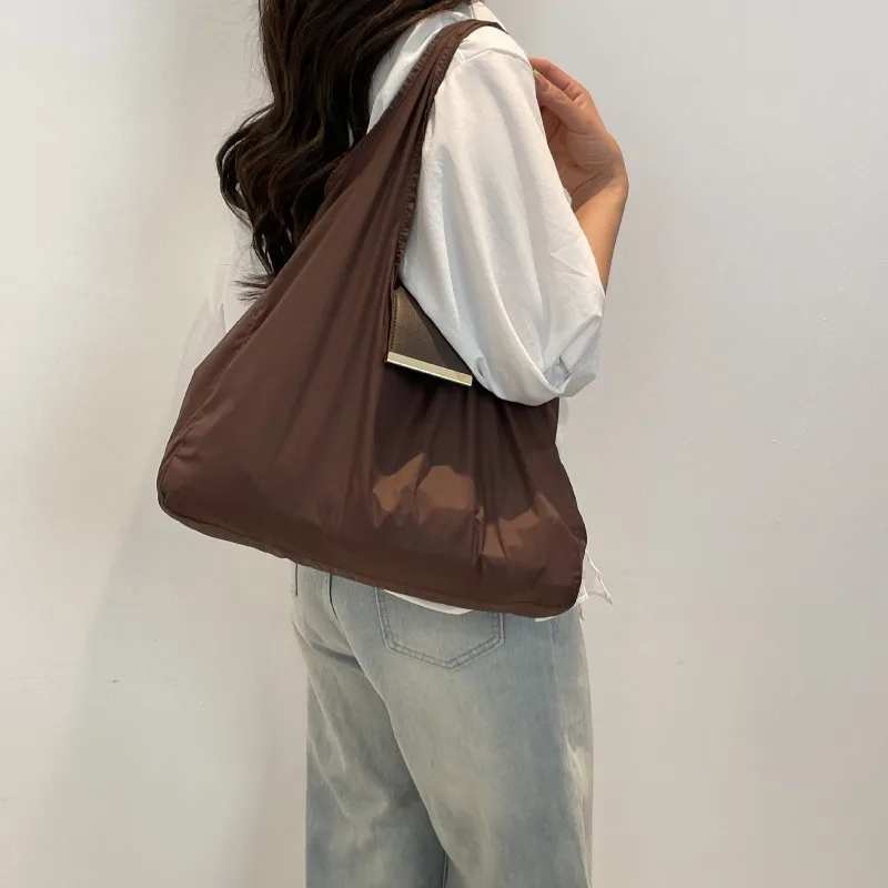 Mini Keychain Tote Bag Large Capacity Eco-Friendly Foldable Shopping Bag Key Ring Outdoor Expandable Reusable Supermarket Bag