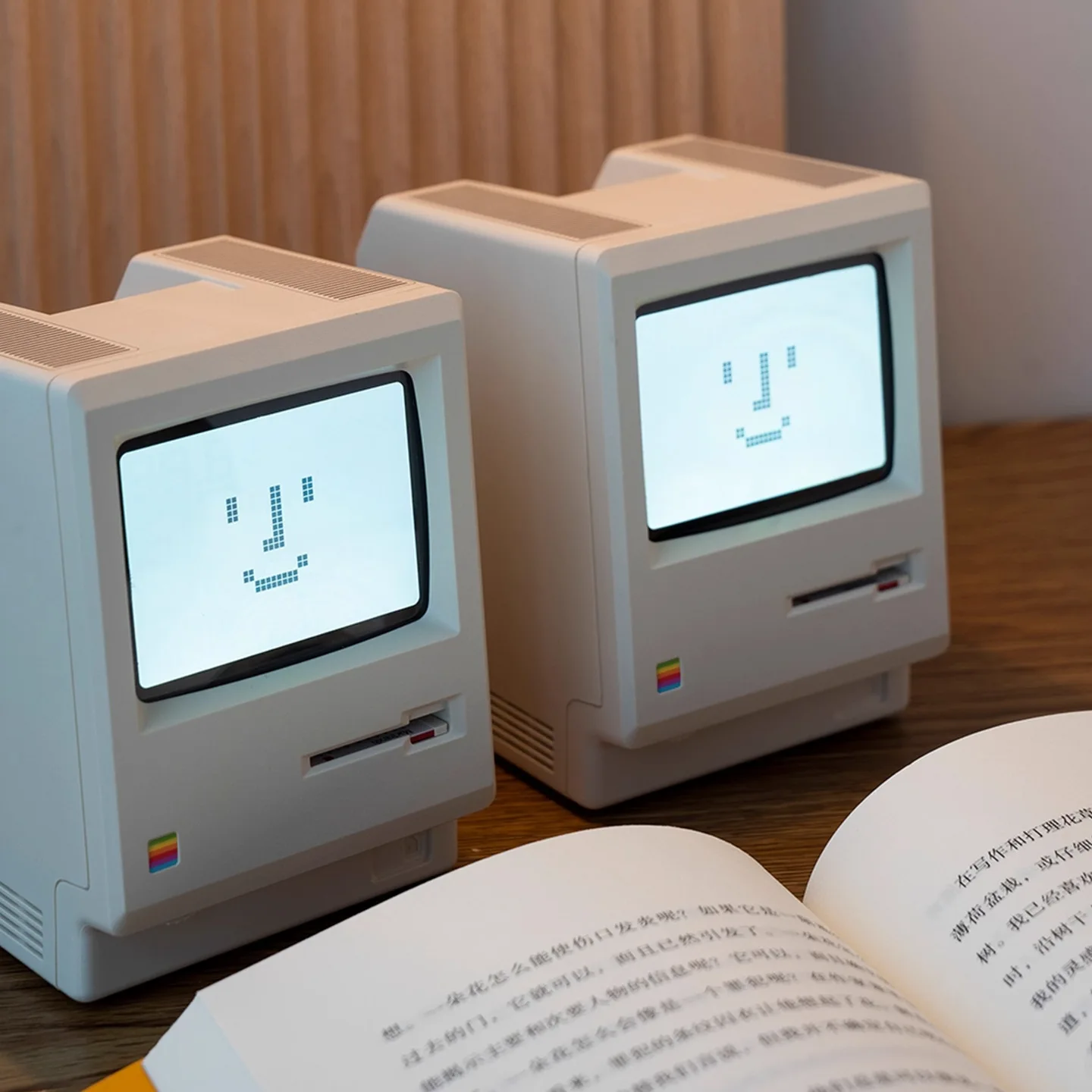 

Maclock Retro Alarm Clock - Creative Wake Up Tool Student Desk Decor PC Desktop Gadget Gift desktop ornament