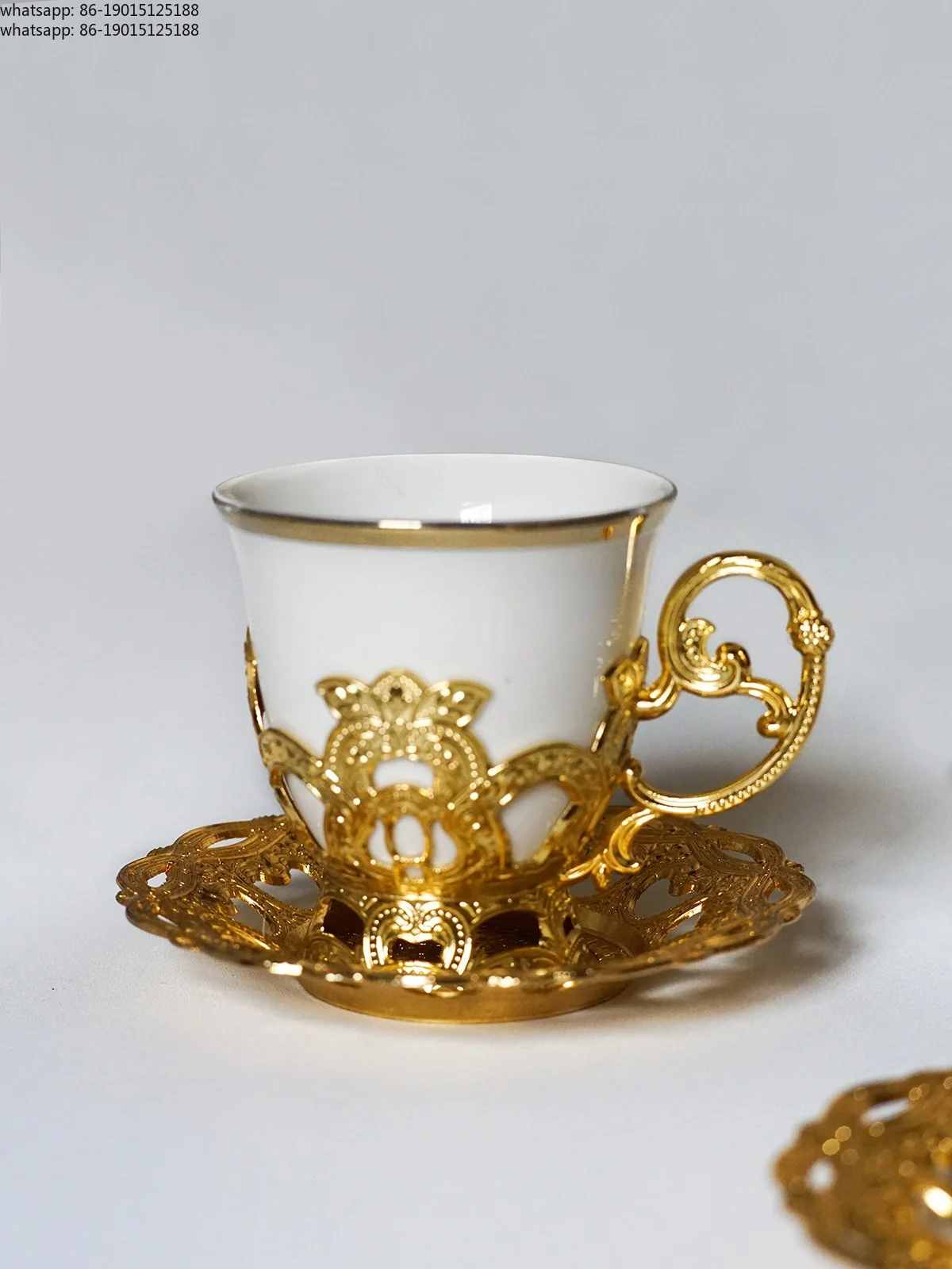 European small exquisite retro court set gold copper alloy relief