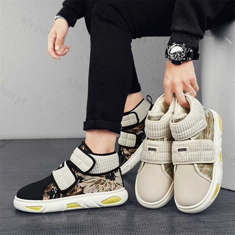 2025 Winter New Embroidery Warm Thickern High Top Casual Shoes for Men's Fashion Versatile Plush Comfortable Chunky Cotton Boots