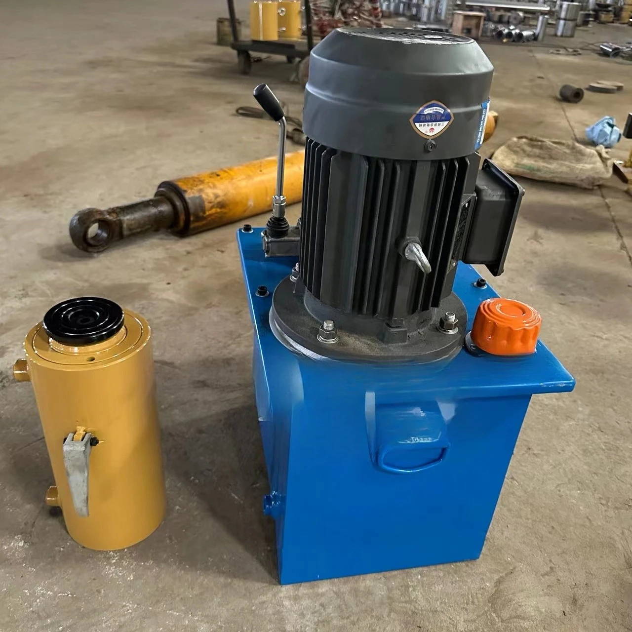 

3KW 380V30 ton jack cylinder double acting for lifting