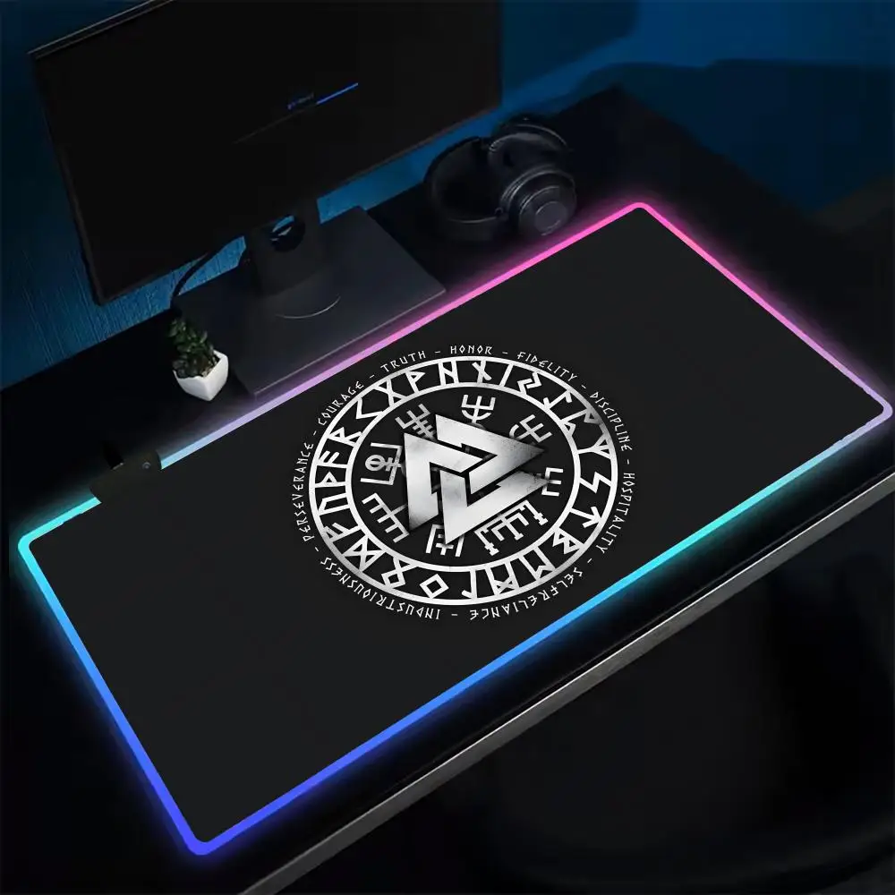 Populer Viking V- Vegvisir Logo Mouse Pad Anime Gaming Mouse Pad LED Meja Bantalan Backlit Karet Desktop XXL RGB Meja Tikar