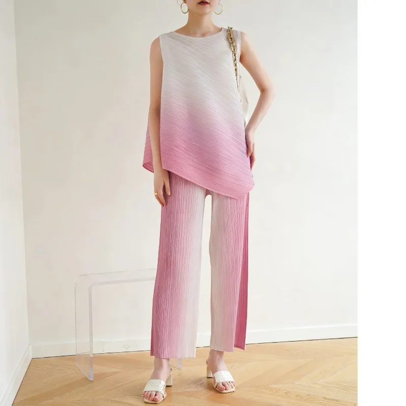 

Miyake Summer Women Sleeveless T-shirt Gradient Vest Spring Top Simple Loose Irregular Straight Nine Pants Seaside Vacation Set