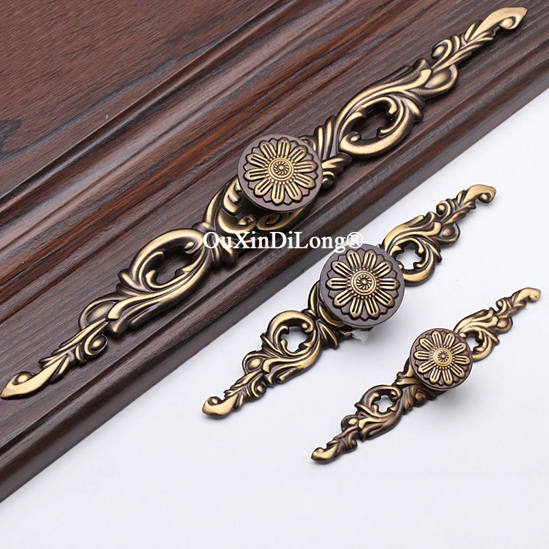 

Retro 4PCS Pure Brass Antique Furniture Handles Drawer Pulls Cupboard Wardrobe Kitchen Dresser Shoe TV Wine Cabinet Pulls Knobs