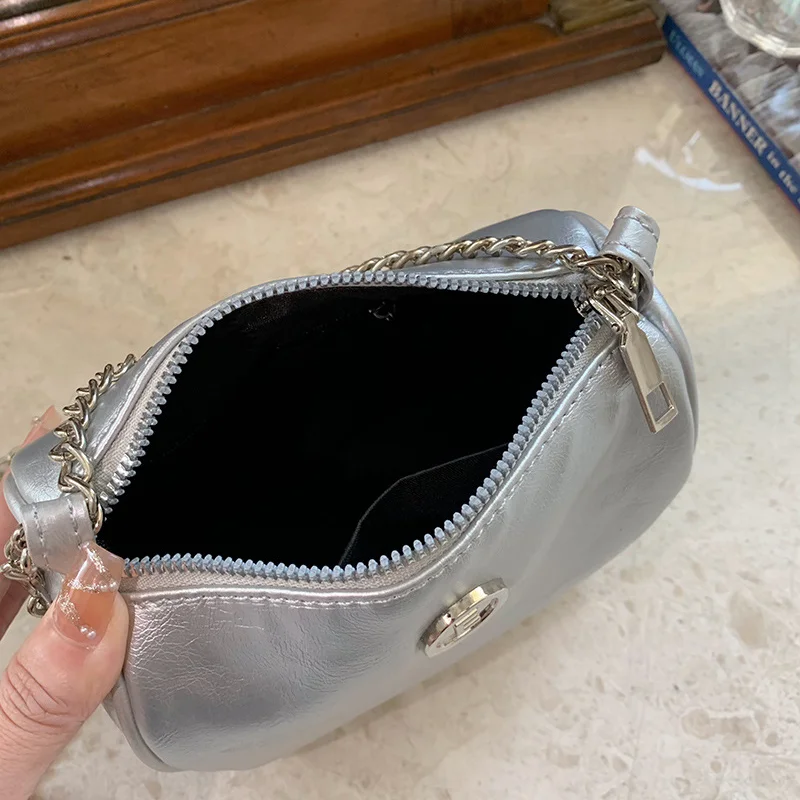 New Fashion Women\'s Shoulder Bags Silver Mini Chain Bag Versatile Korean Lady Bag Trend Leisure Crossbody Bag Small Square Bags