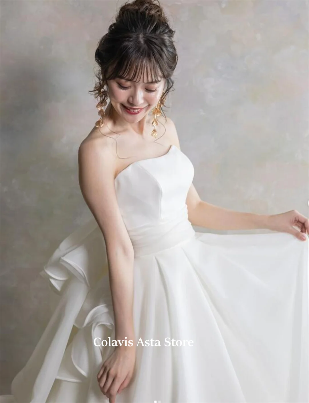 Japan Style Sweep Train Strapless Wedding Dress Korea Customized Backless A-Line Organza Bride Dresses Open Back Bridal Gowns