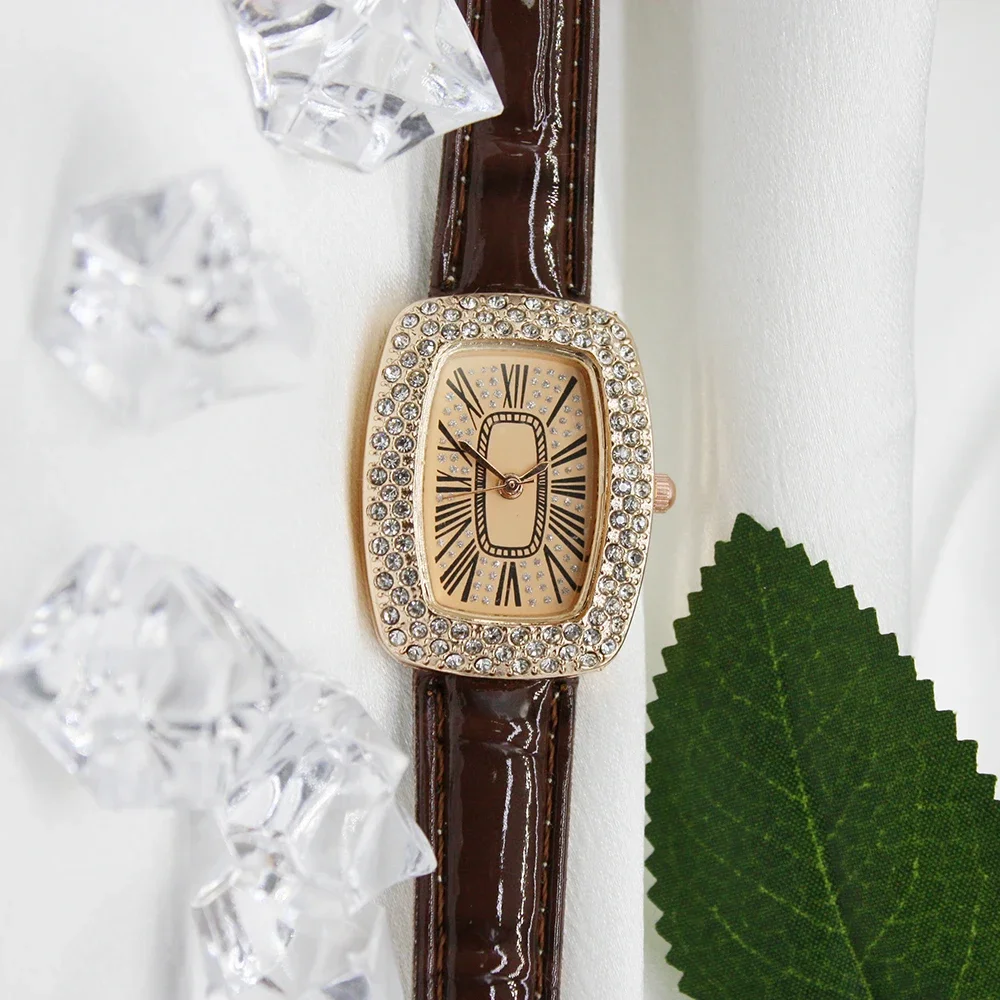 2pcs Set Classic Ladies' Watch Cartetas Woman Leather Fashion Exquisite Leather Retro Strap Watch for Outdoor Activities