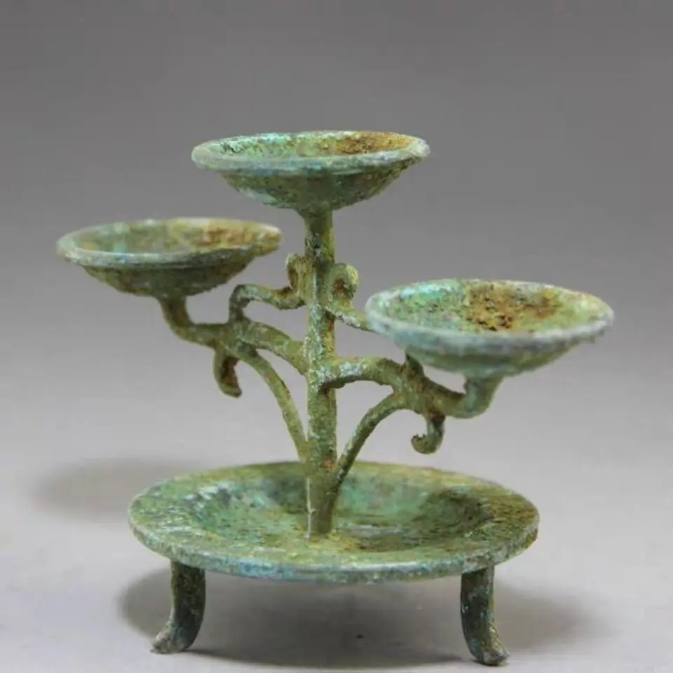 Countryside return bronzes, Warring States Period bronze scales, candlesticks, wax holders, ornaments, antiques, unearthed old o