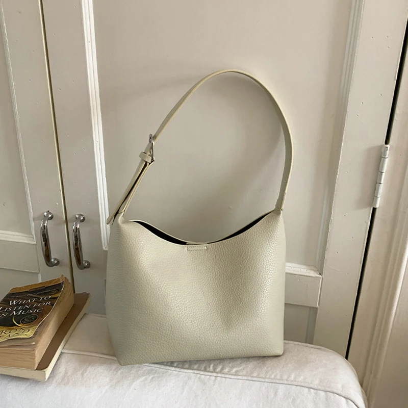Red Mother and Child Bag for Women 2026 Spring New Casual Magnetic Button Shoulder Bag PU Leather Soft Popular Crossbody Bag