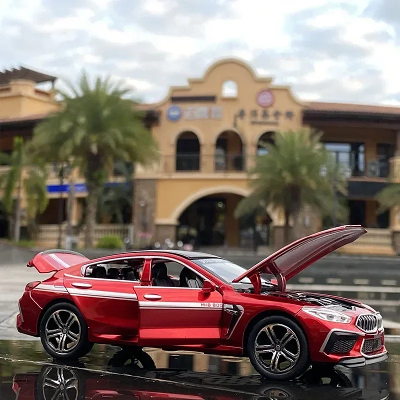 مقياس 1:32 دييكاست محاكاة نموذج سيارة BMW M8 الكلاسيكية سيارة سبيكة معدنية لعبة سيارة لصبي الأطفال هدية مجموعة موضة الموضة #4