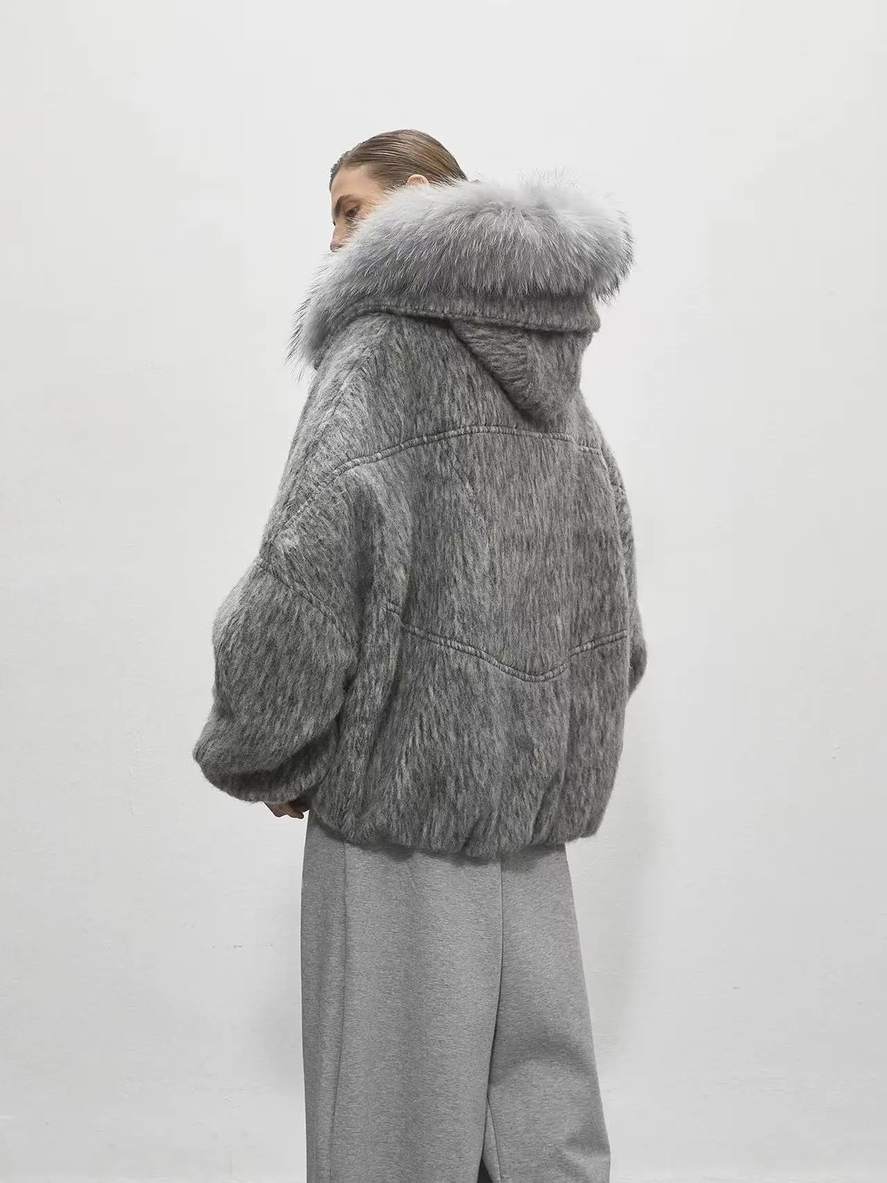 المرأة شتاء دافئ أوزة أسفل سترة الصوف السترات الصوفية ريال فوكس الفراء طوق مقنعين سميكة الإناث أبلى معطف سترة منفوخة