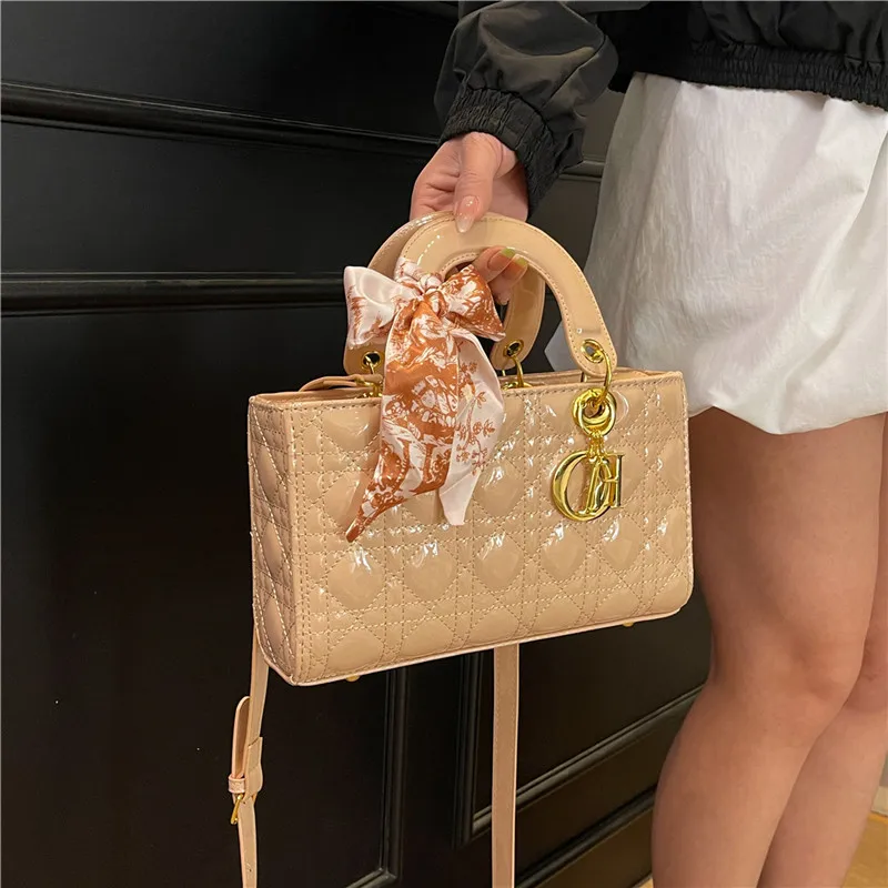 

Популярная и шикарная женская сумка-мессенджер, кожаная сумка через плечо, женская сумка через плечо, элегантный эффект