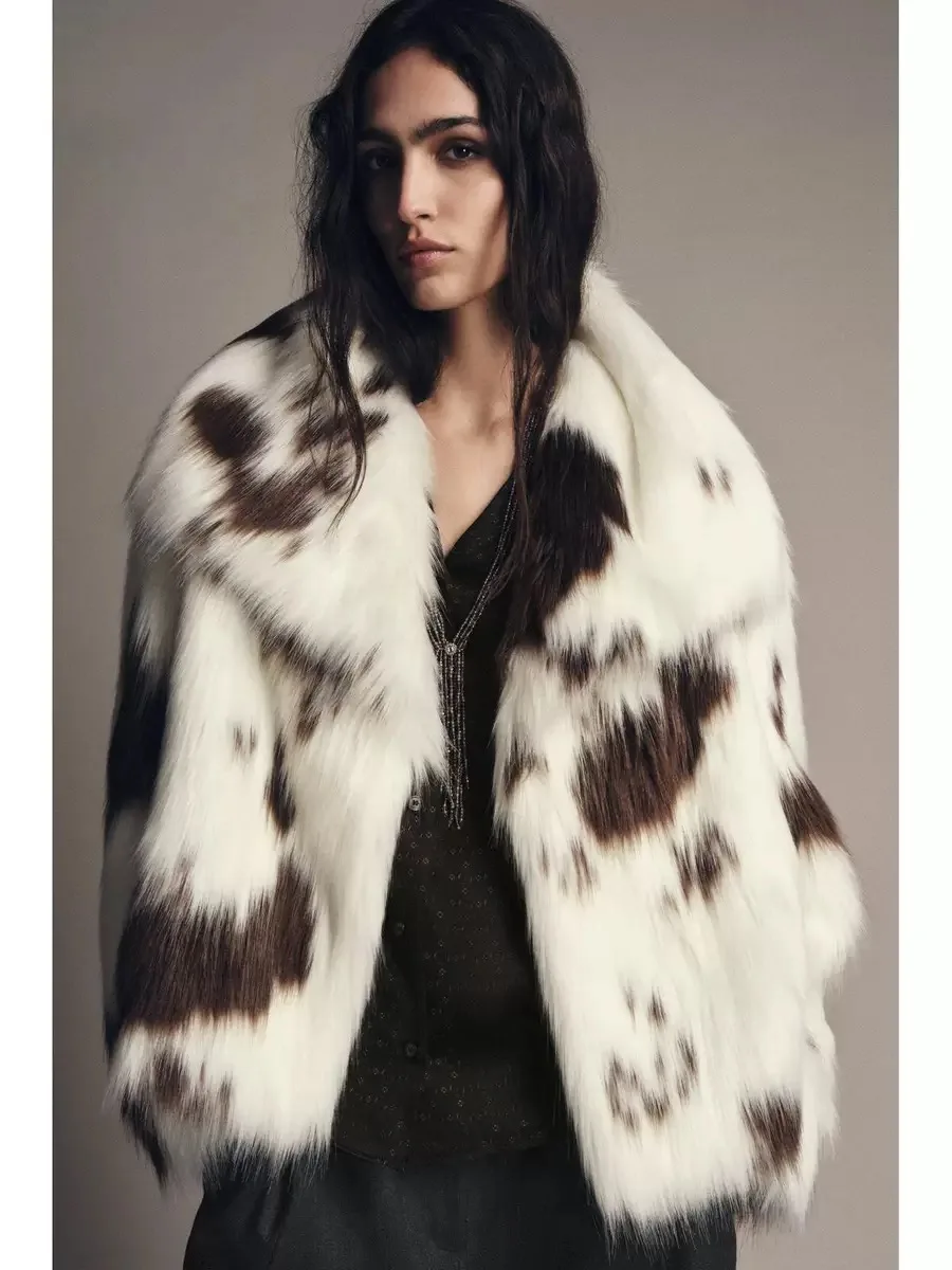 Fashionable Winter Outerwear Women's Fake Fur Jacket Leopard Print Versatile Stylish Long Sleeve V-Neck Loose Fit No Brand