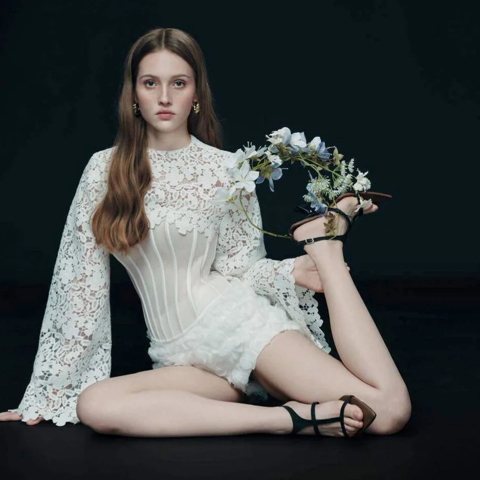 Spring 3D Flower Shorts Suit Women Long Sleeves Tops+Fish Bone Lace Up Top+high Waist Slim Zipper Shorts Female Three Piece Set view 3