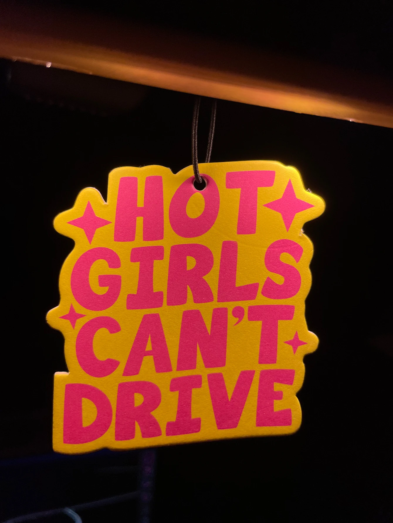 パターン/フリージアフレッシュセント五つ星ニュートラルカーパ - Car Accessories Juicy Couture のレビューと価格