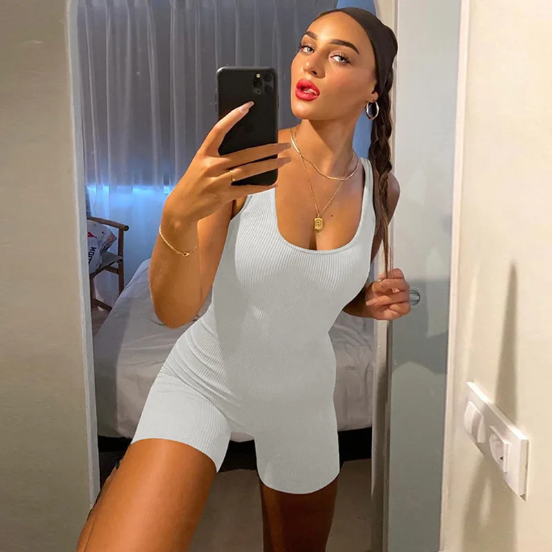 

Faionable Pure Color Fitn Jumpsuit Spor Bal One-Piece Slimming Design Thin Polyester Fabric Mid-Waist Five-Quarte...