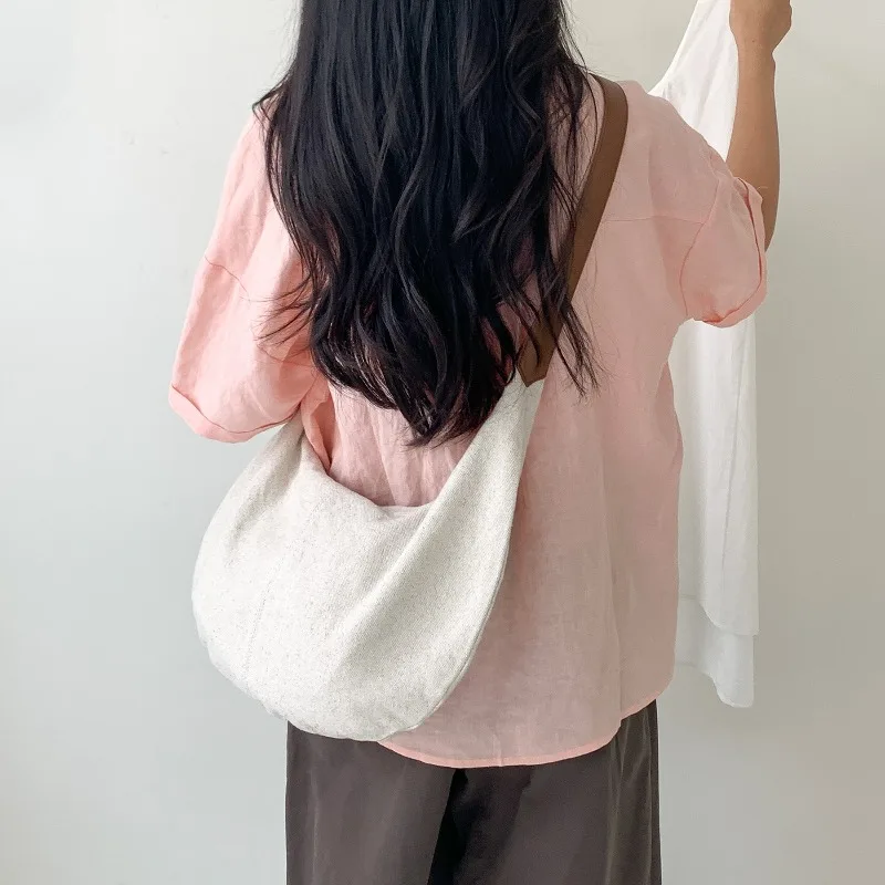 

Women Casual Shoulder Hobo Bags with Lazy Style Large Capacity Canvas Handbag for Commuting Fashionable Crossbody Hobos Bag