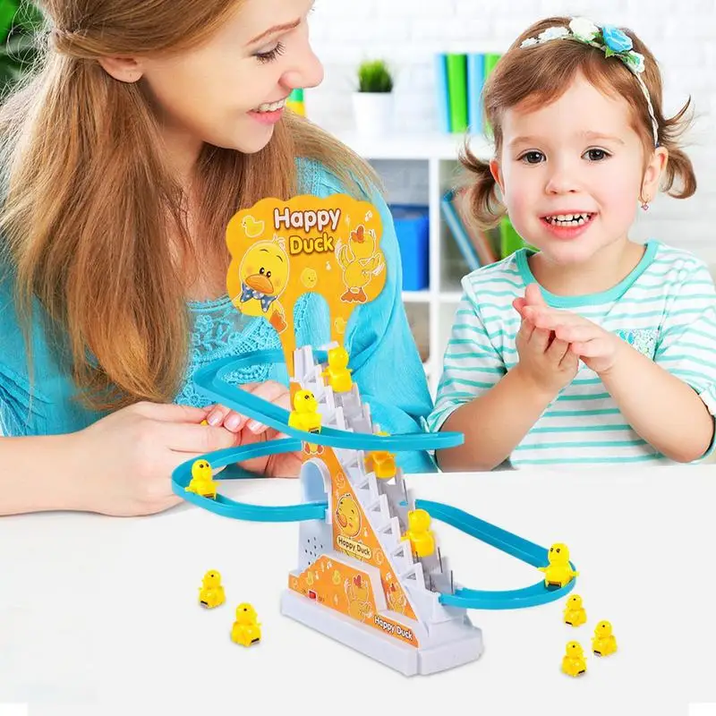 Giocattoli rampicanti anatre piccole arrampicate giocattolo giocattoli di assemblaggio per bambini scivoli da pista con scale luci a LED e decorazioni per la casa musicali