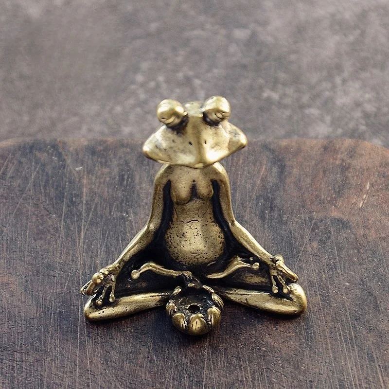 Antique Bronze Yoga Frog Miniature Figurines Vintage Brass Zen Frog Statue Desk Ornaments Home Feng Shui Decor Crafts