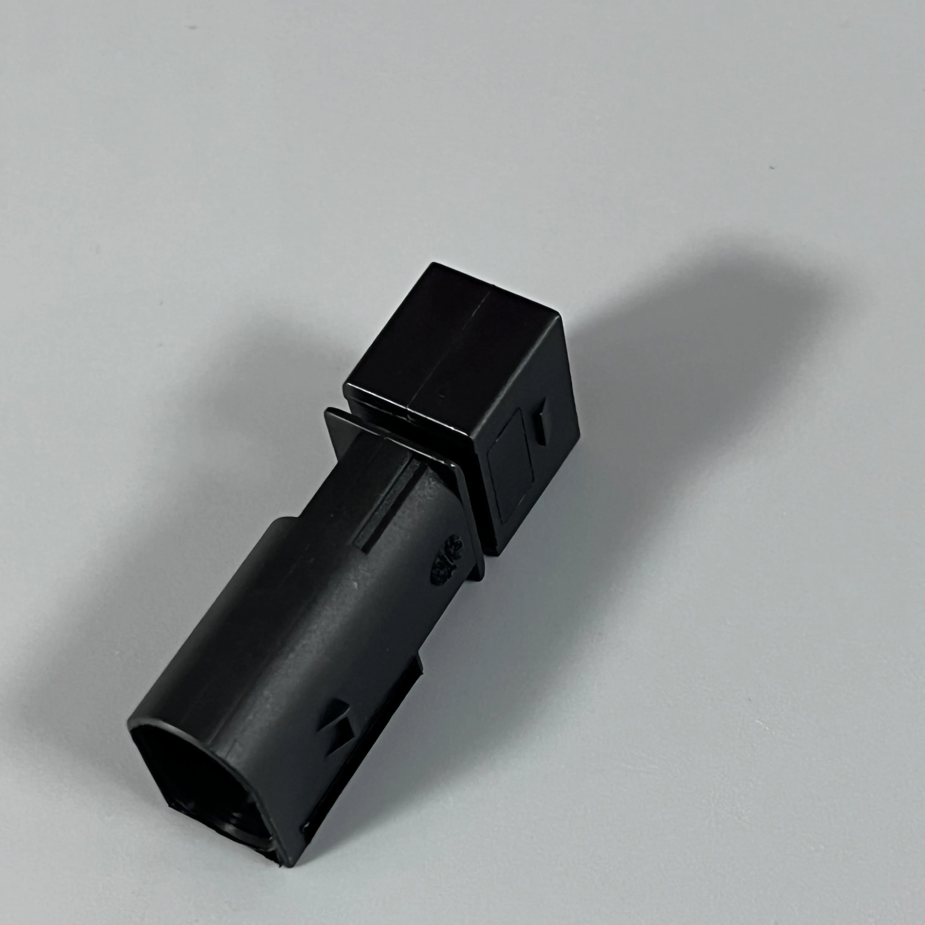 

1-20 sets 2pin Waterproof Sealed Electrical Wire Connector Socket HD025B-3.5-11 1-967412-2