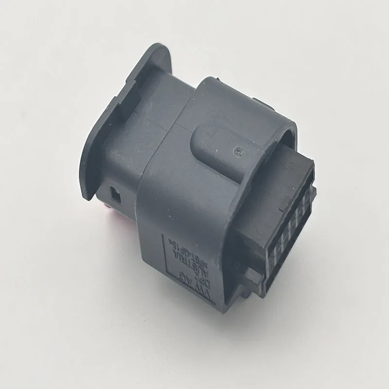 12 Pin Automobile Waterproof Connector Auto Parts VWAG 35481166 1N3.972.111 PBTGF15 iD8ACC Blind Spot Module Plugs For BMW