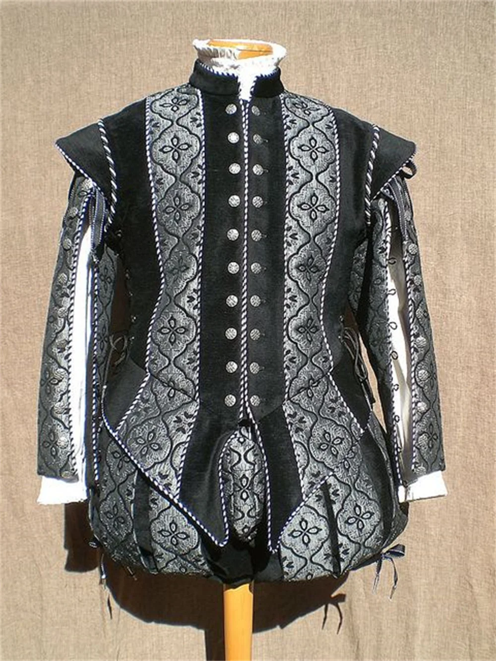 15th Century Tudor Costume Men Royal Prince Tudor King Costume Renaissance Steampunk Elizabethan Mens Doublet Jacket Pants Gown