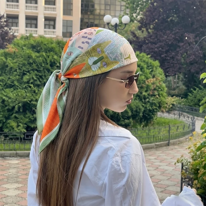 

Female Scarf Wraps Turban Hijab Luxury Fashion Print Headscarf Bandana Neckerchief Headband Windproof Shawl Handkerchief Square