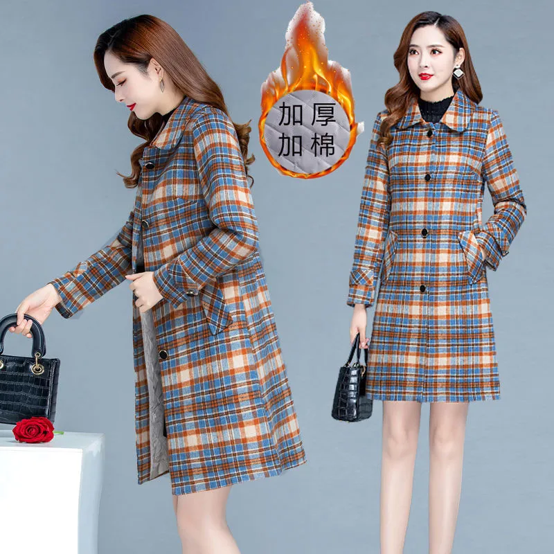 

Autumn Winter Plaid Woolen Coat Women Nice Pop Fashion middle aged Fashion Thicken Warm Woolen Outerwear Female Overcoat