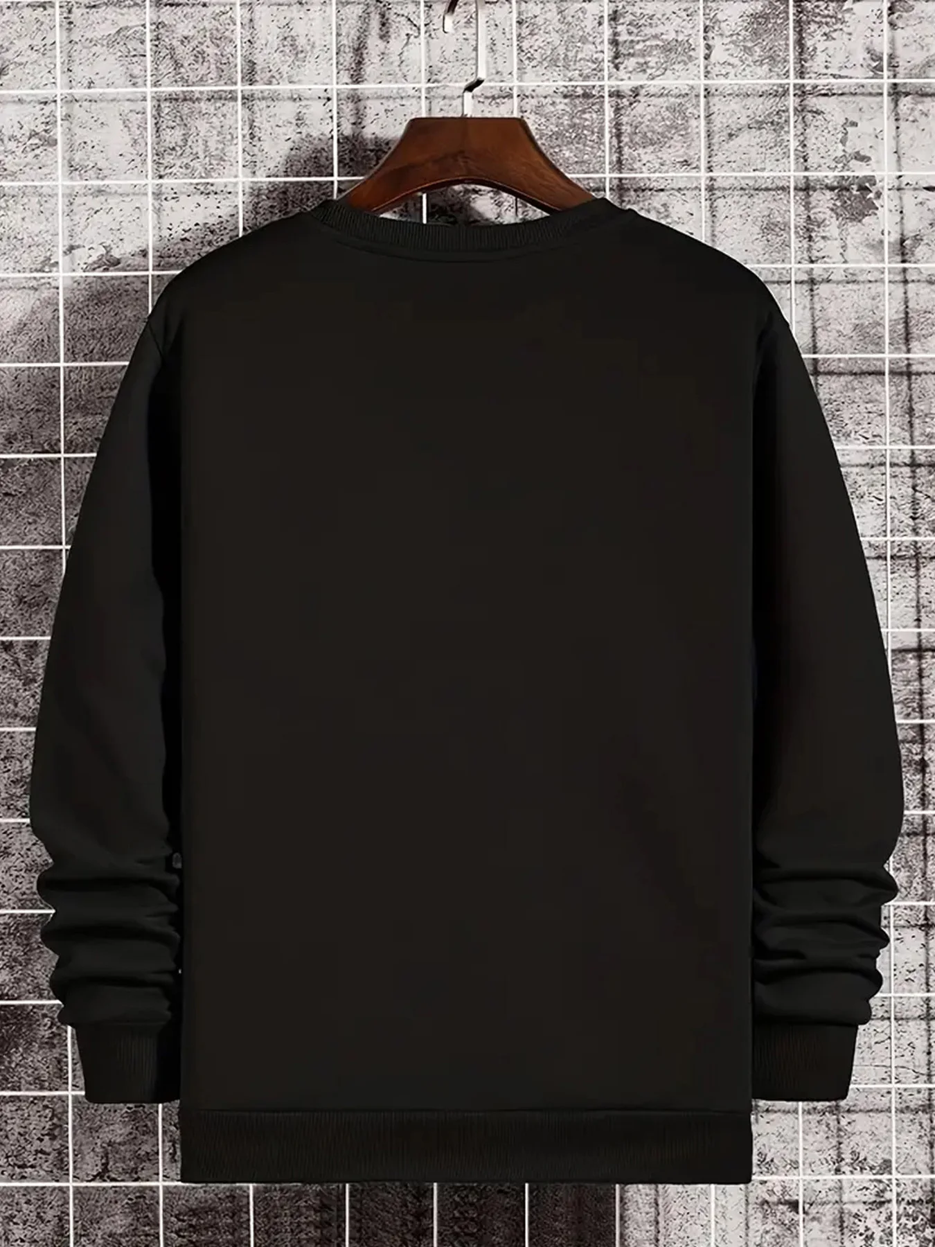 Men's Casual Print Round Neck Sweatshirt Bold Red Black Abstract Design Regular Fit  Versatile for Everyday Youthful Style