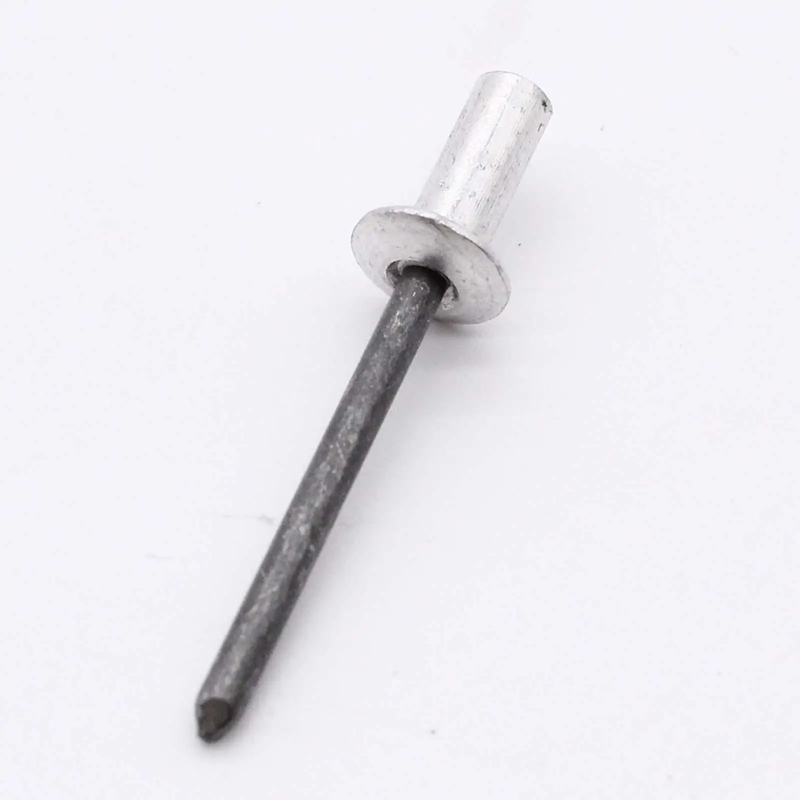 100x غطاء الجسم بمسامير معدنية مغلقة للاستبدال المباشر لاند روفر #5