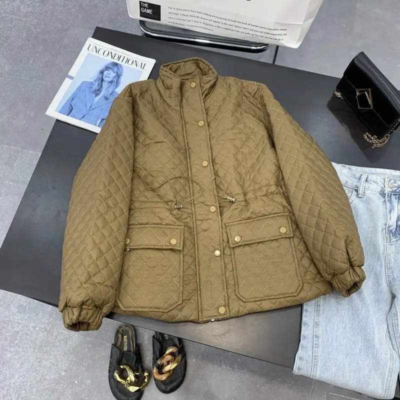 Herbst und Winter Neue Damen Daunenjacke aus Baumwolle, winddicht, Stehkragen, Pendlerjacke mit Diamantgitter und Schnürung