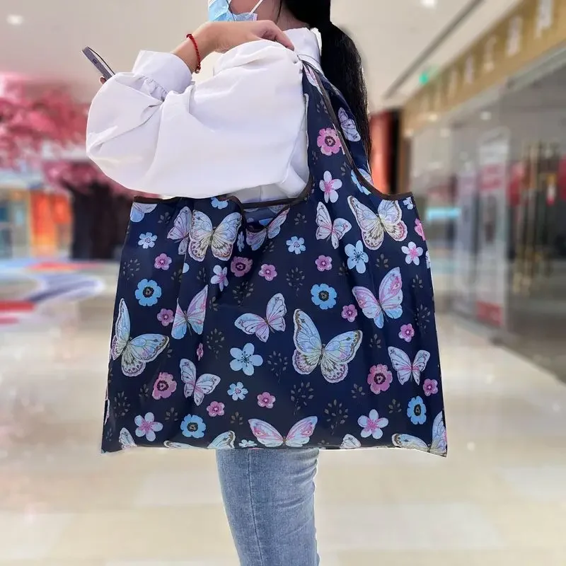 Shopping Bags Women Fashion Large Capacity Couples Streetwear Printed Waterproof Eco-Friendly Handbags Portable Tote Bag Chic