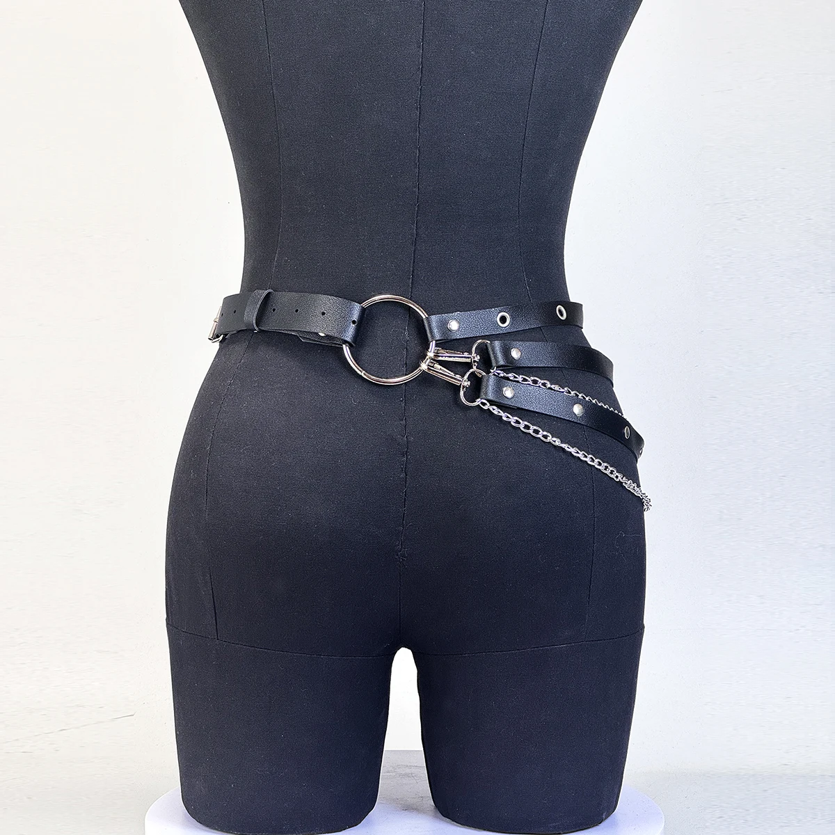 Verstellbarer Ledergürtel für Damen, sexy Mode-Taillengurt im Gothic-Stil mit Kettendetail, Festival-Schmuck für Mädchen, Geschenk – Detail 4