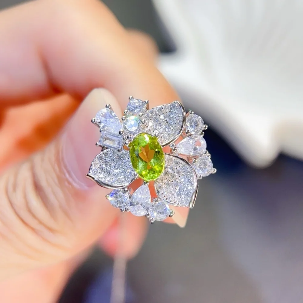 1PCS 5x7mm Natural Olivine Pendant Polished Crystal Reiki Healing Jewelry Gift Rock Decoration for Spiritual Healing