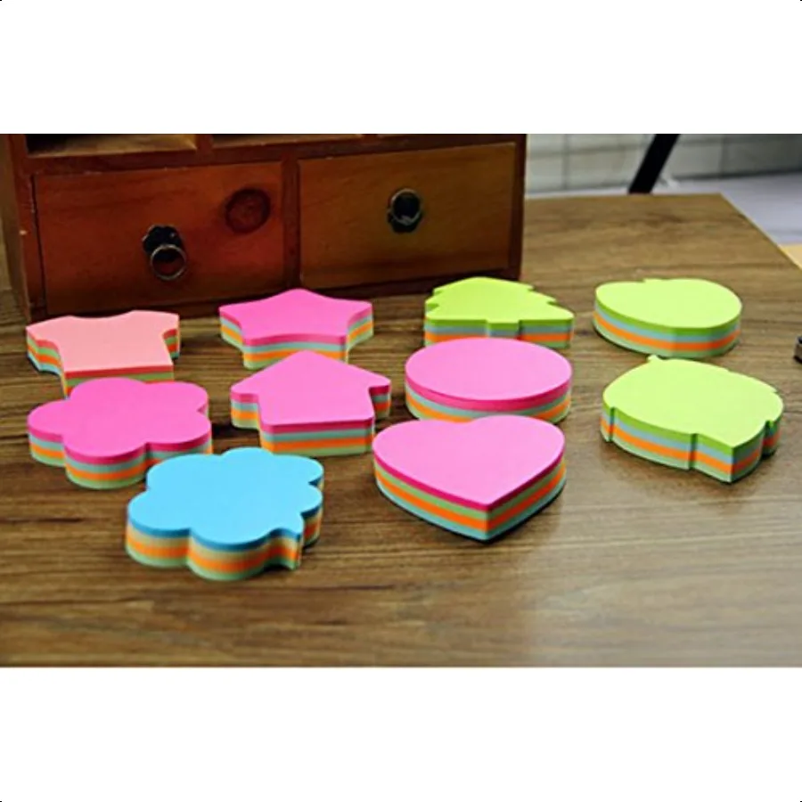 กระดาษโน้ตแบบมีกาวในตัว 6 แผ่น ขนาด 3x3 นิ้ว สำหรับใช้ในบ้านและสำนักงาน 100 แผ่น ลาย 'ผีเสื้อ' 'เสื้อผ้า' 'หัวใจ' 'ใบไม้' 'แอปเปิ้ล'