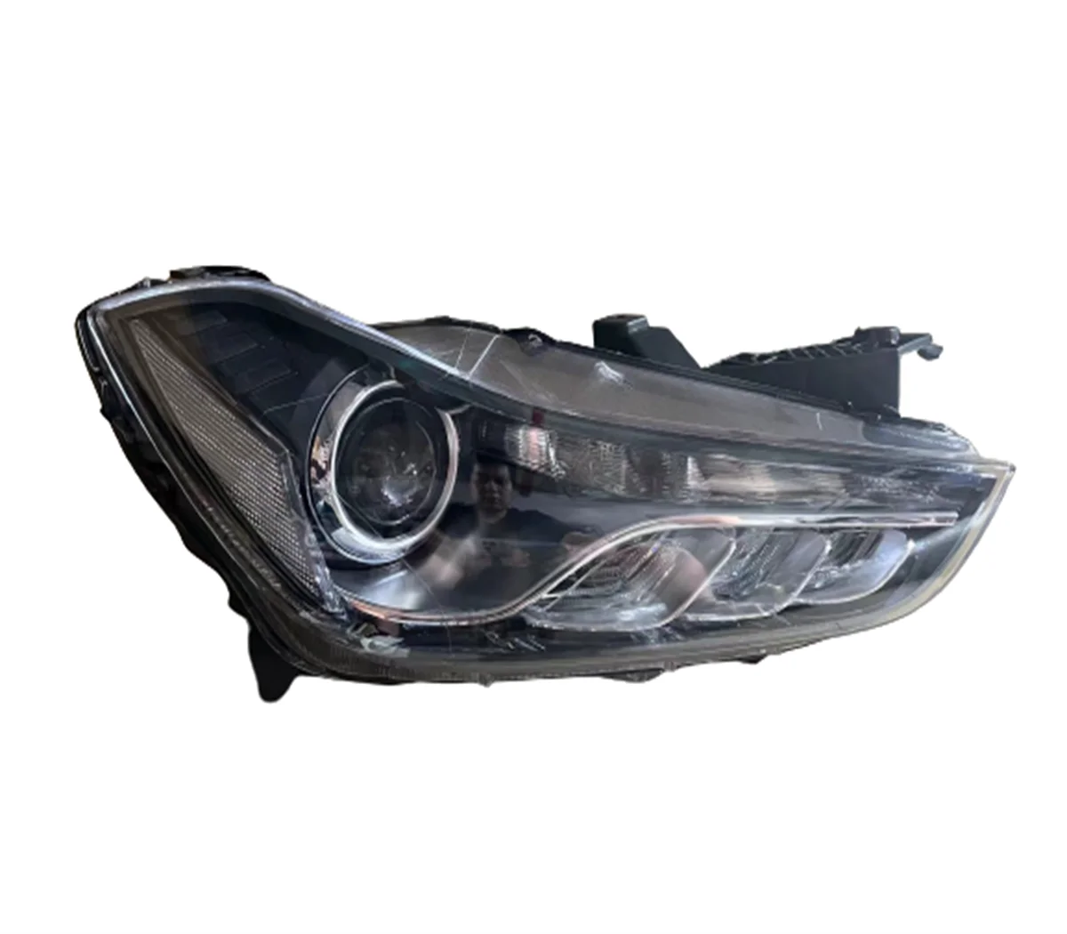 Used auto parts for Maserati Ghibli 14/19 hernia headlamps