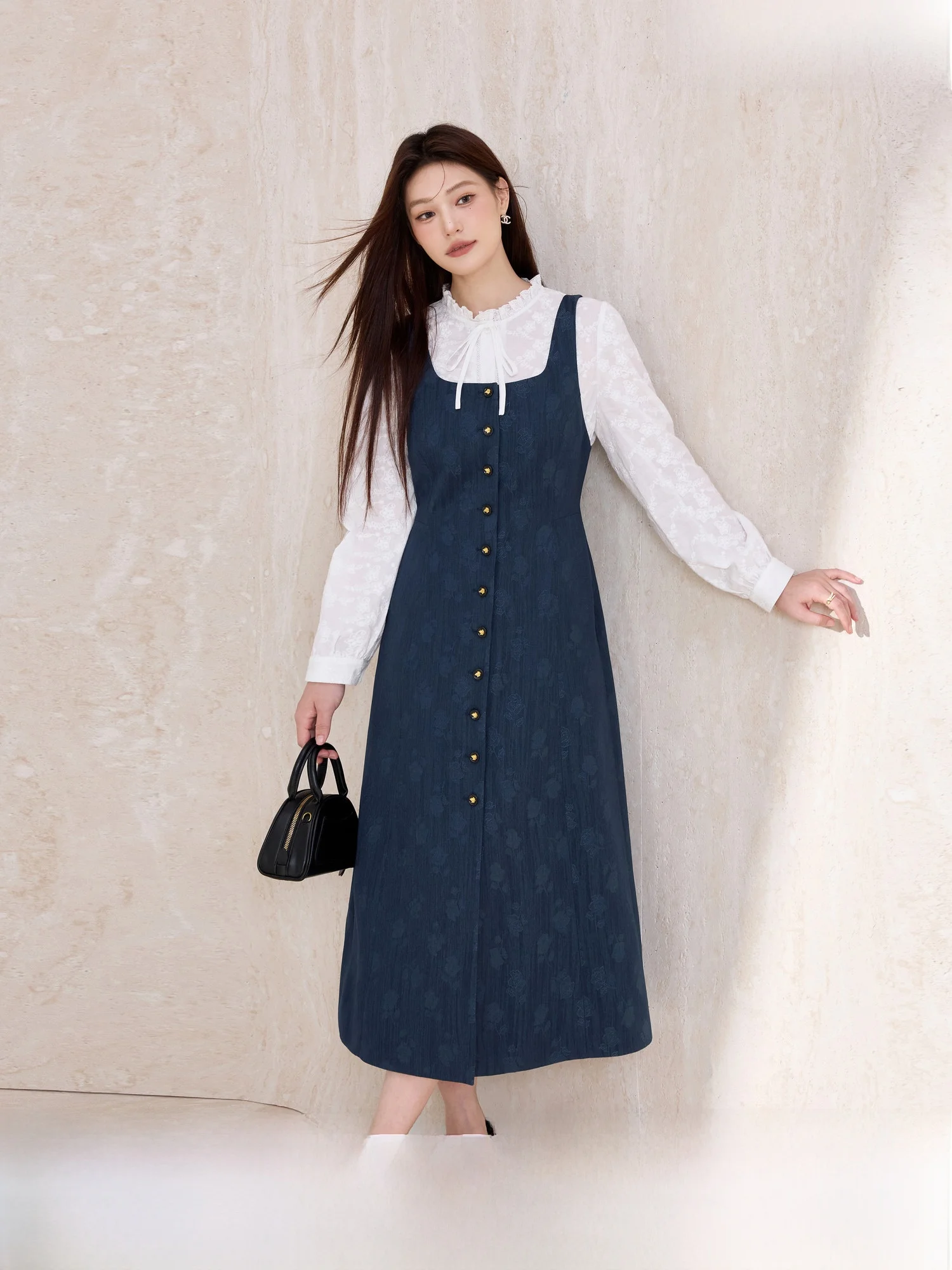 

Женский жилет Ele Blue Language больших размеров с тяжелой вышивкой и бретельками Dr Set Spring Season OL Sle A-L...