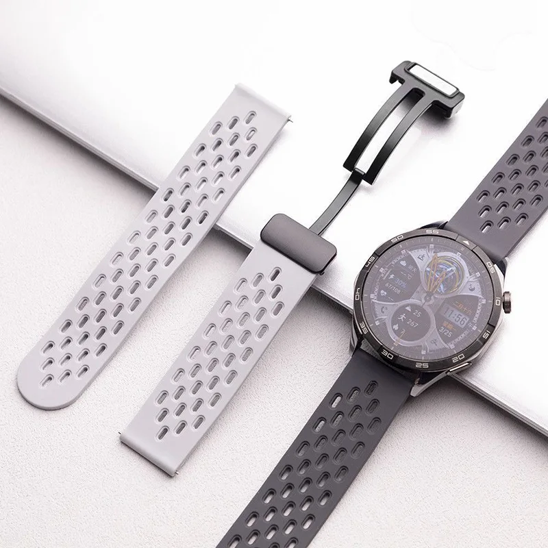 20mm 22mm Strap For Samsung Galaxy watch 6 5 4/5 pro/classic/gear s3/active 2 Silicone Magnetic Bands for Huawei GT4 3 GT2 Strap image 3